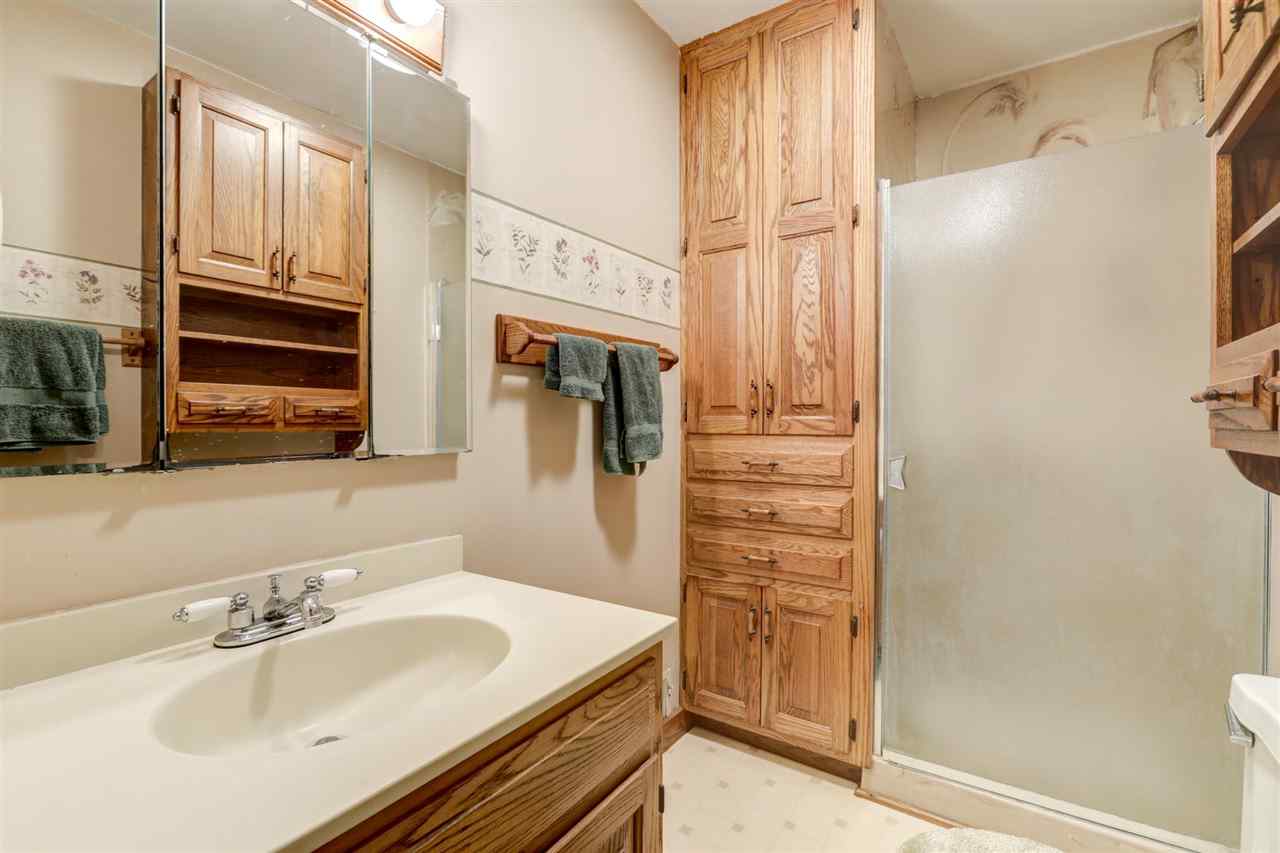 resized-2349823-404 E 4th-14.jpg